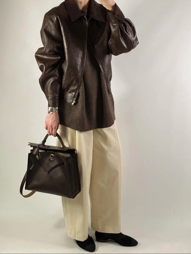 Hermès Herbag 31, a medium-sized handbag offering both style and practicality